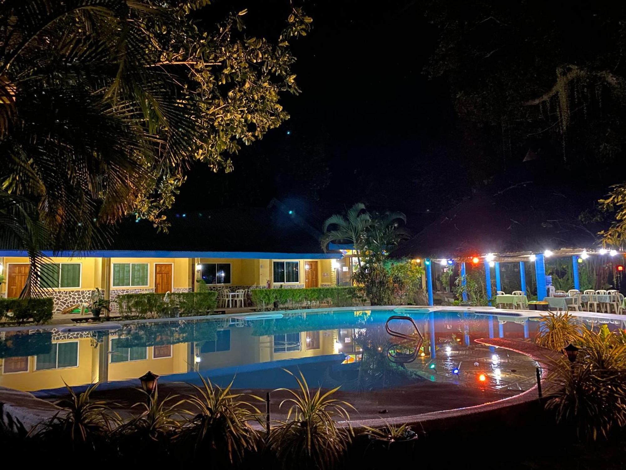 Camiguin Island Golden Sunset Beach Club Mambajao Exteriér fotografie