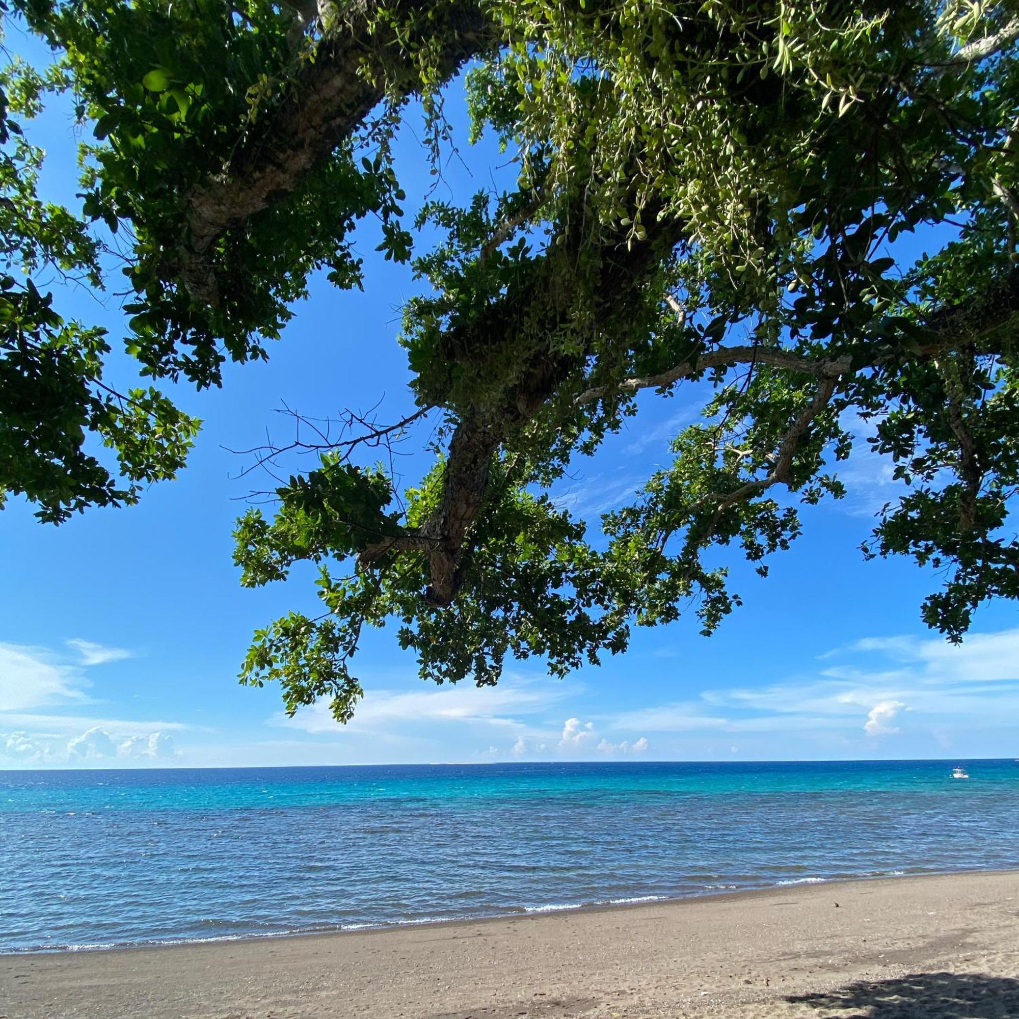 Camiguin Island Golden Sunset Beach Club Mambajao Exteriér fotografie